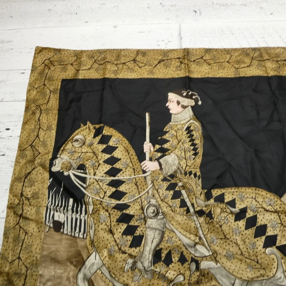 Toninelli Milano Scarf Womens One Size Gold Medieval Horse Art Print Square